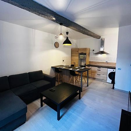 Appartement T2 Dans Le Centre Ville De Carcassonne Bagian luar foto